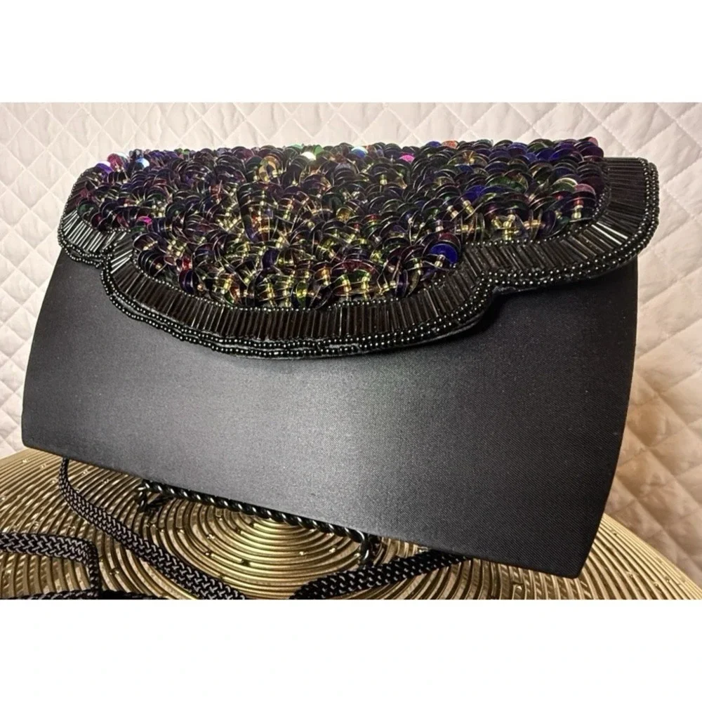 VTG La Regale Clutch Black‎ Satin Beaded Prom Mermaidcore Iridescent 